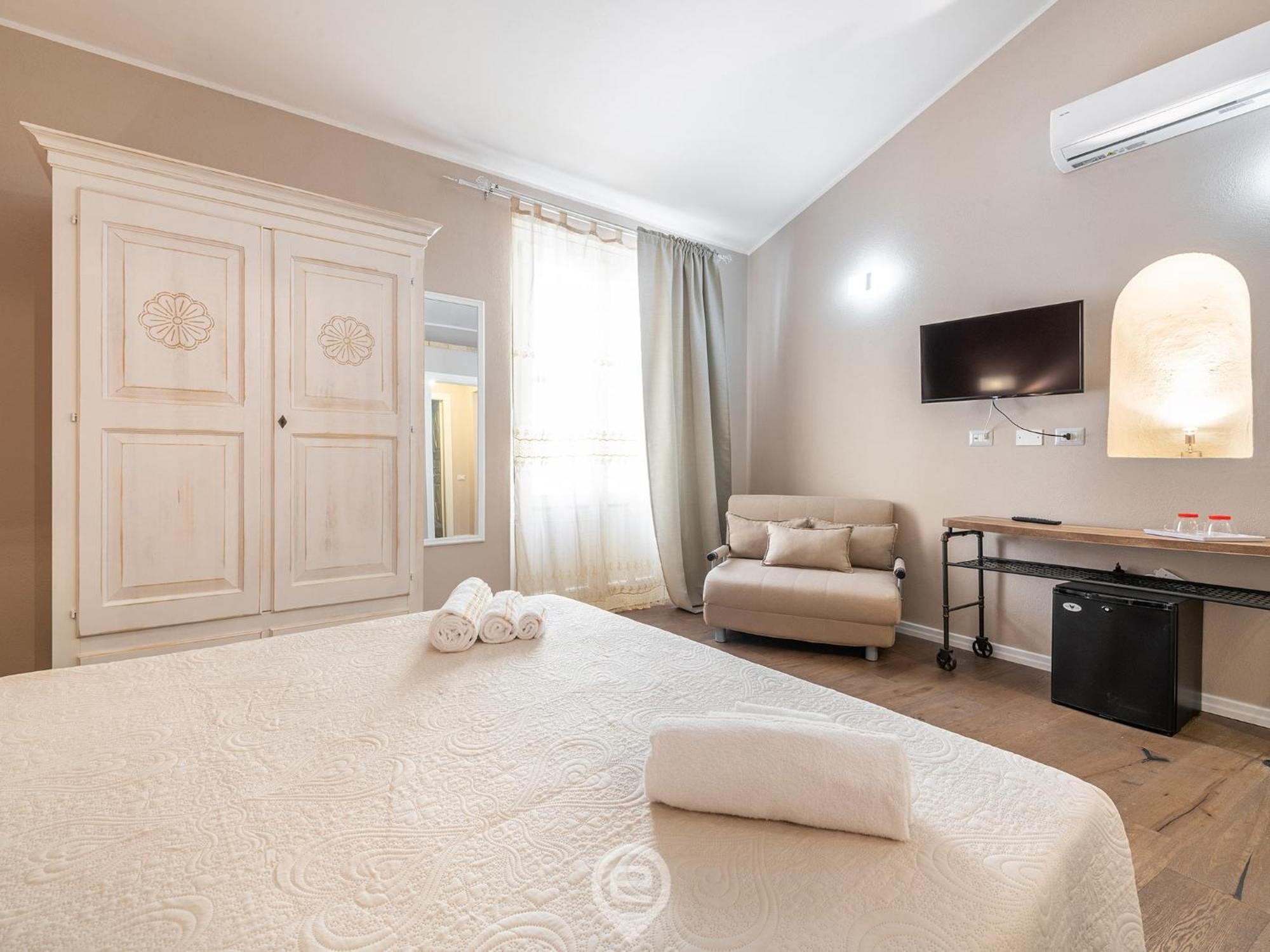 Promenade Boutique Rooms - City Centre Κάλιαρι Εξωτερικό φωτογραφία